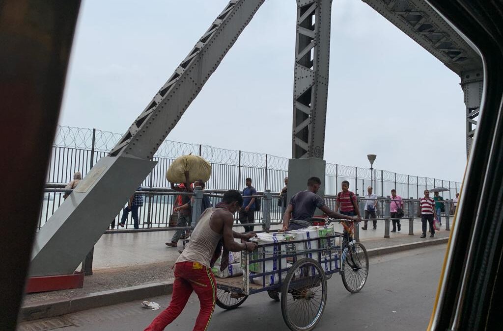 Rabindra Setu Bridge